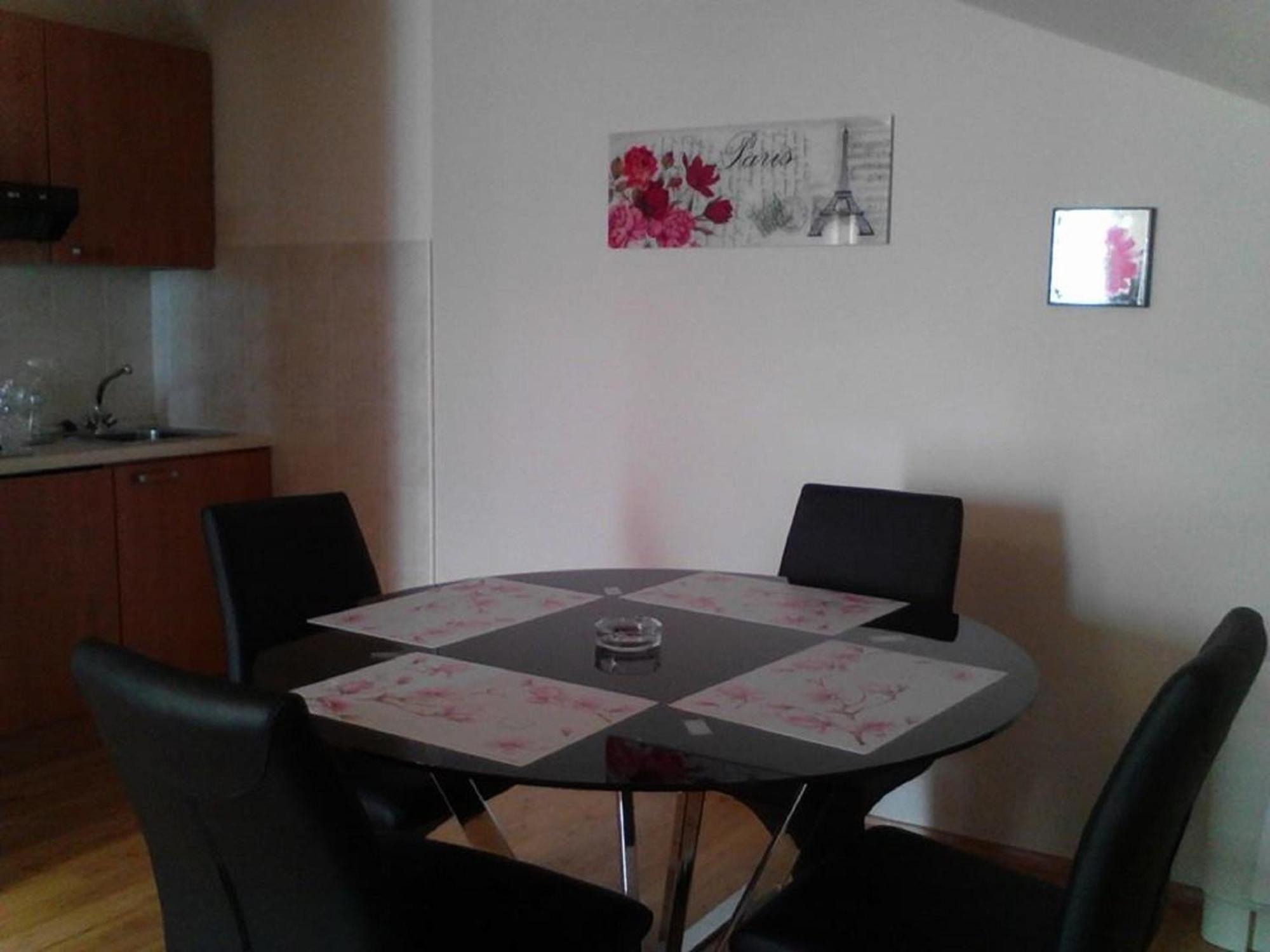 Hotel Neva Podstrana Habitación foto