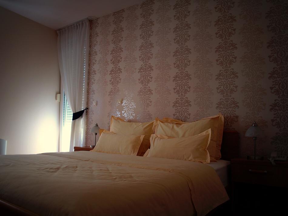 Hotel Neva Podstrana Habitación foto